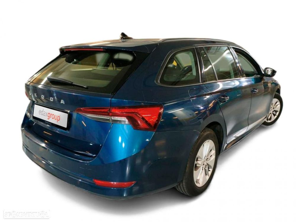 Skoda Octavia Break 2.0 TDI Ambition DSG - 2