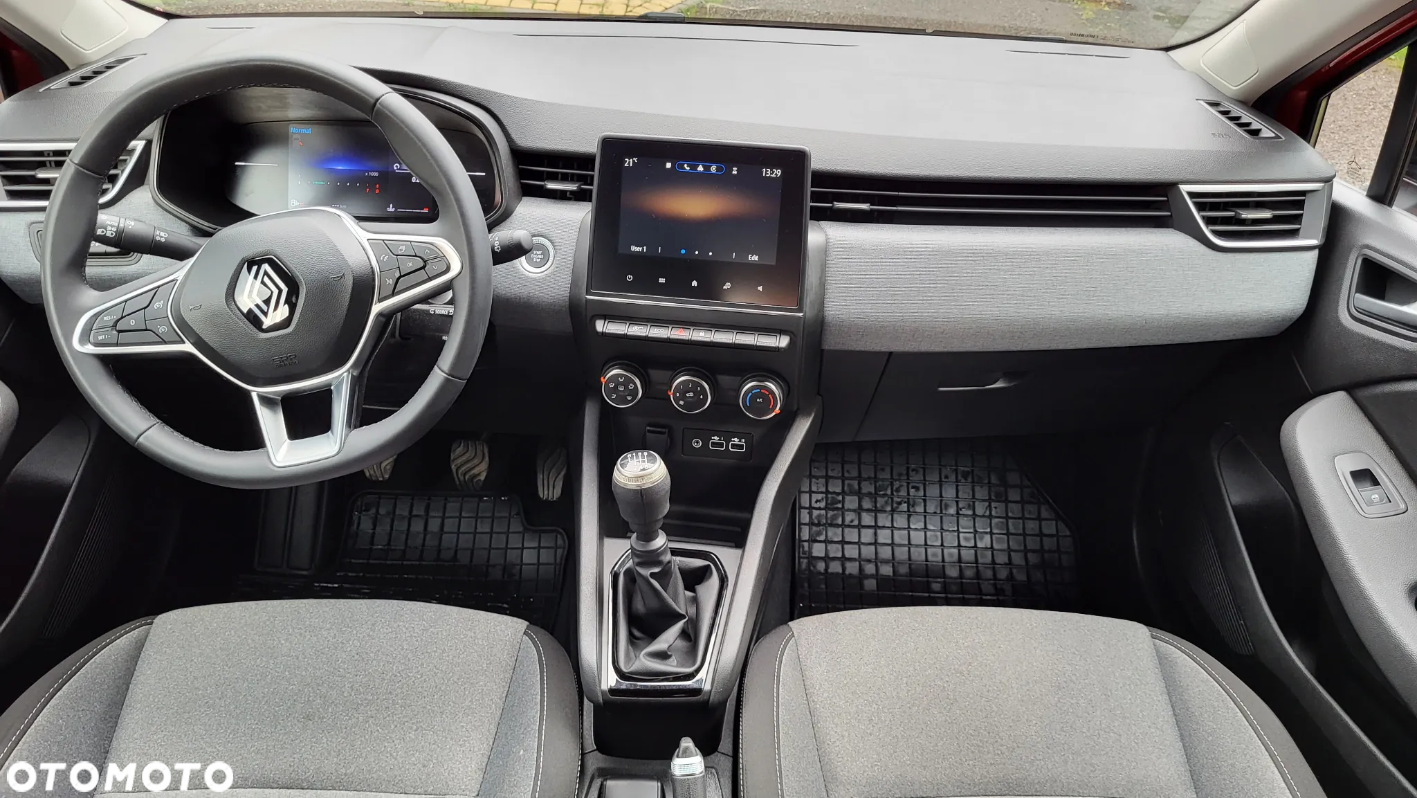 Renault Clio 1.0 TCe Evolution - 8