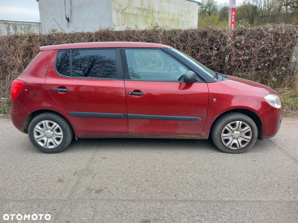 Skoda Fabia 1.2 HTP Classic - 11