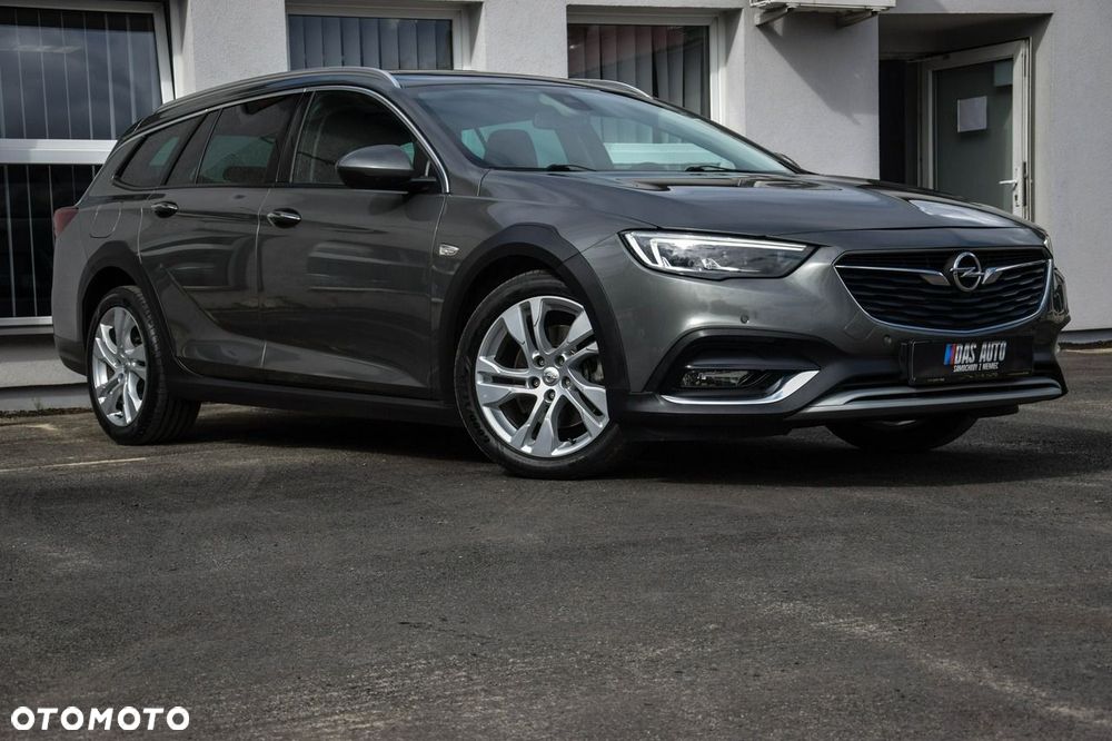 Opel Insignia 2.0 BiTurbo D 4x4 Automatik Ultimate Exclusive - 2