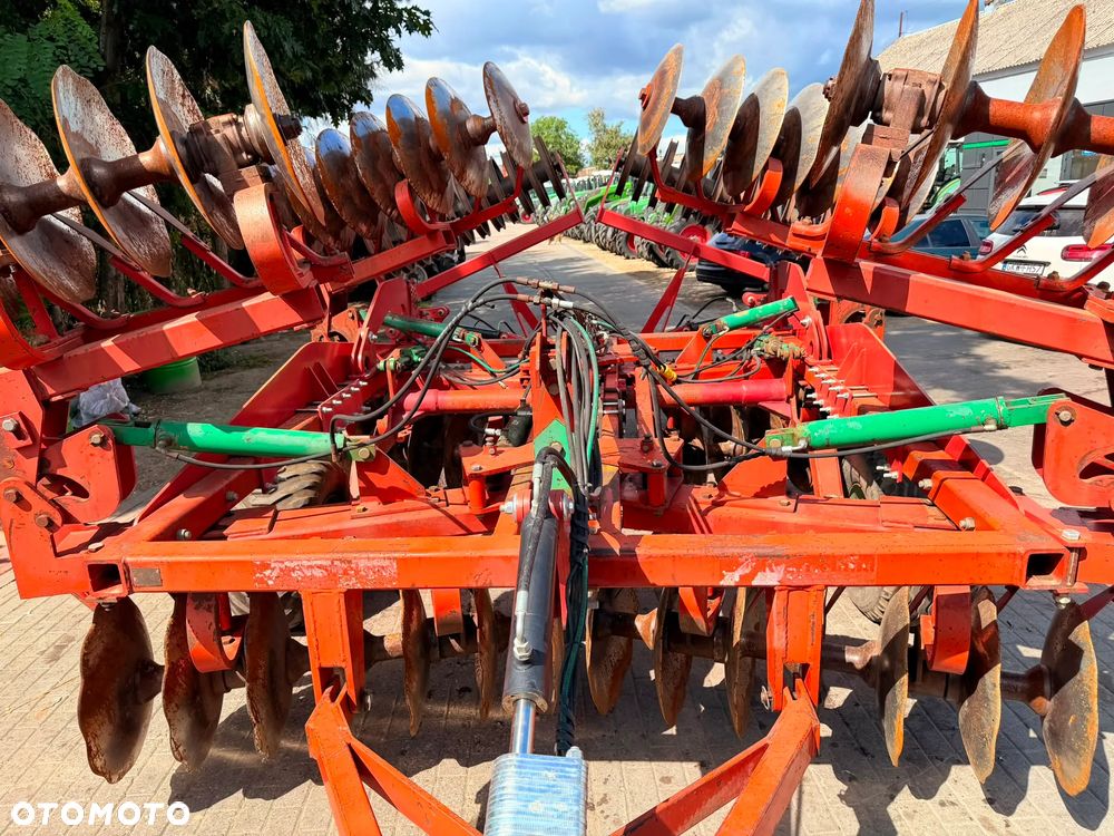 Kverneland Brona Talerzowa 6 metrów - 25