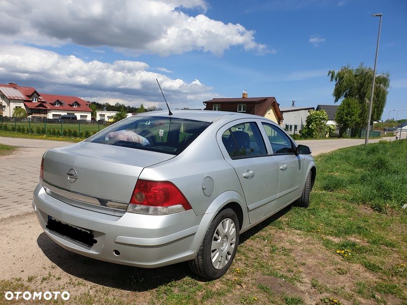 Opel Astra 1.6 Enjoy - 3