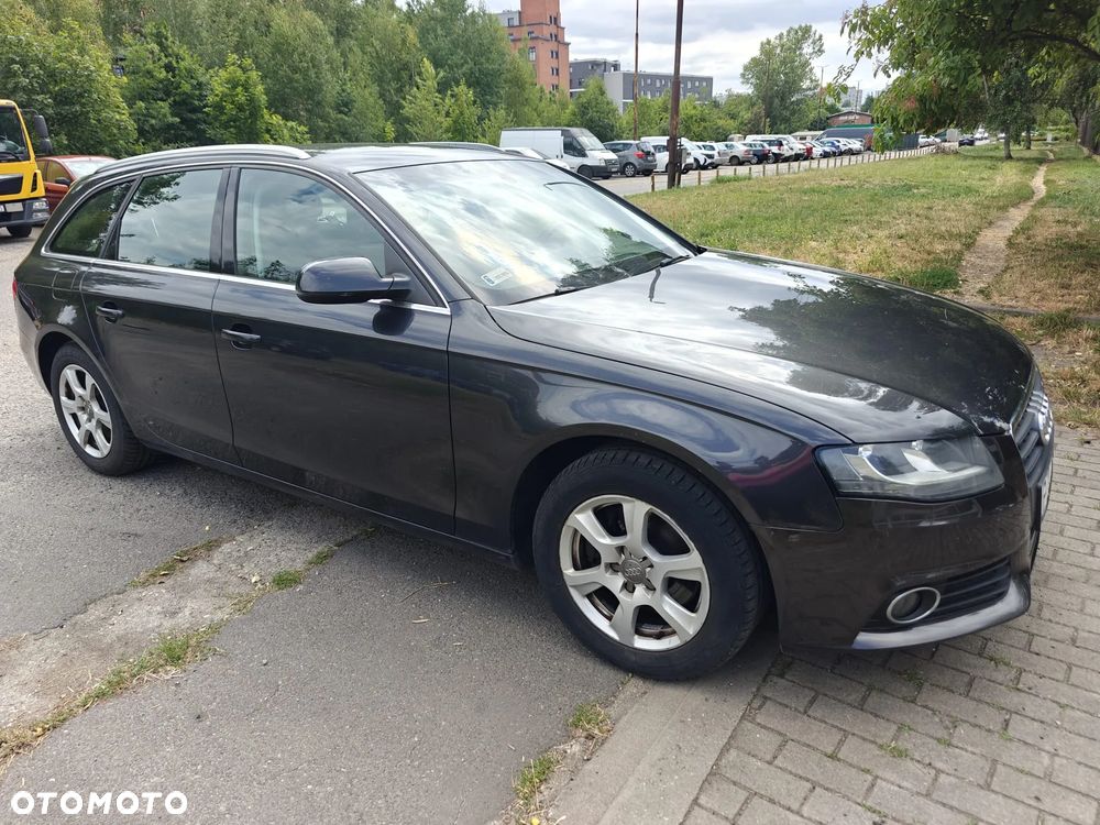 Audi A4 Avant 2.0 TDI - 7
