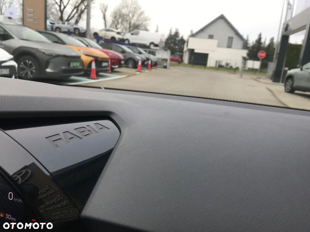 Skoda Fabia - 25