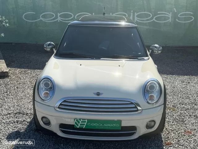 MINI 3 Portas Cooper D - 3