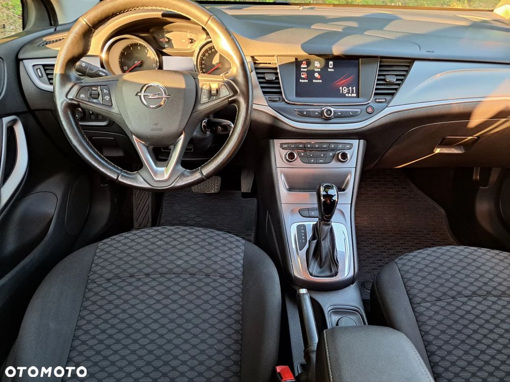 Opel Astra V 1.4 T Enjoy S&S - 9