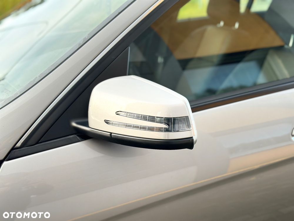 Mercedes-Benz Klasa C 2009