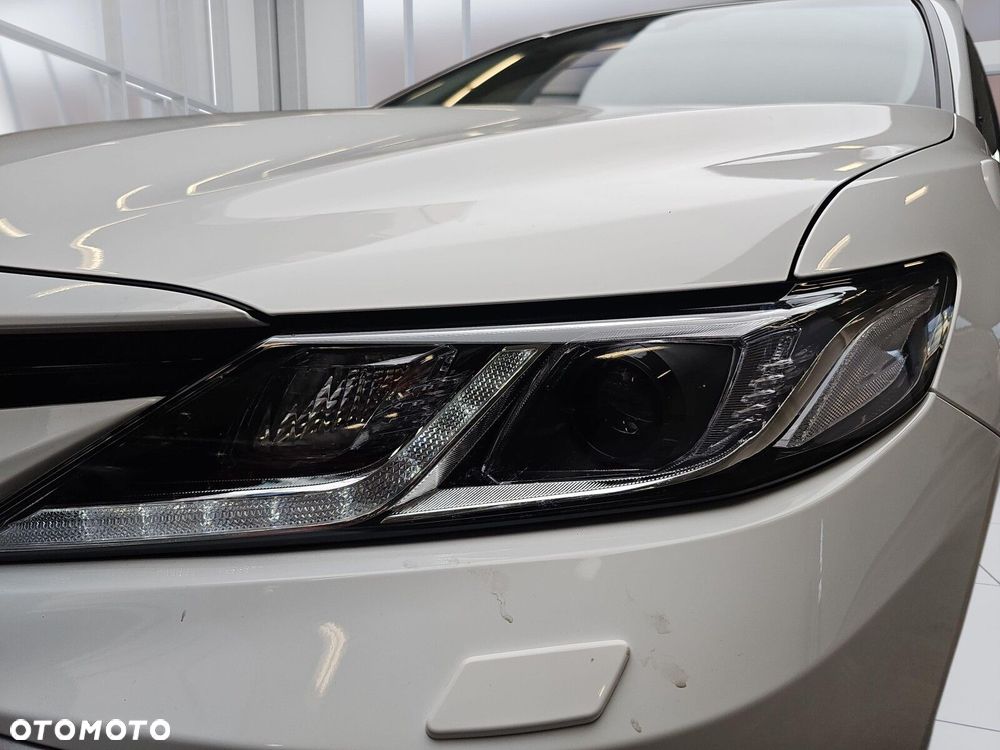 Toyota Camry 2.5 Hybrid Prestige CVT - 33