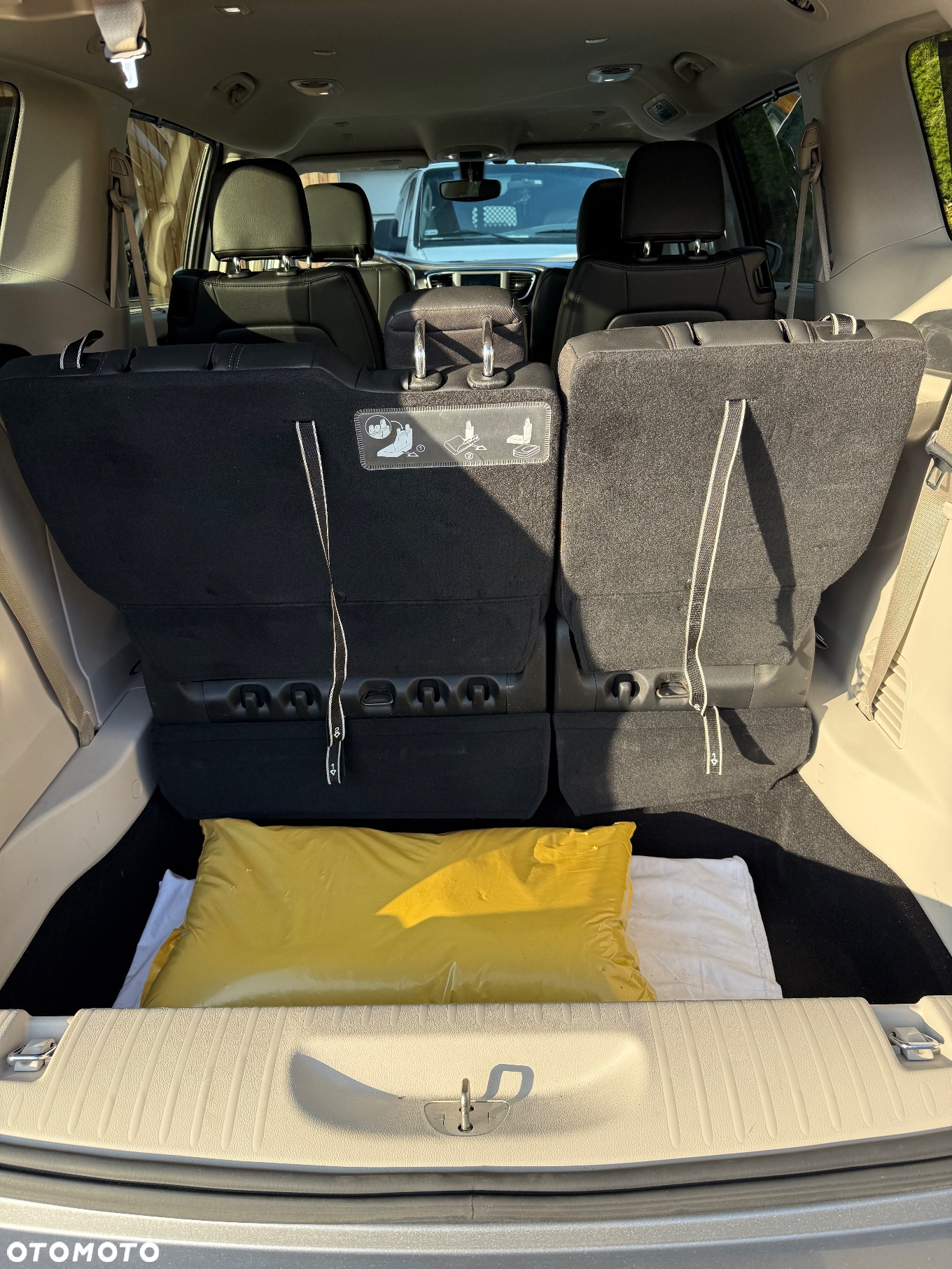 Chrysler Pacifica - 11