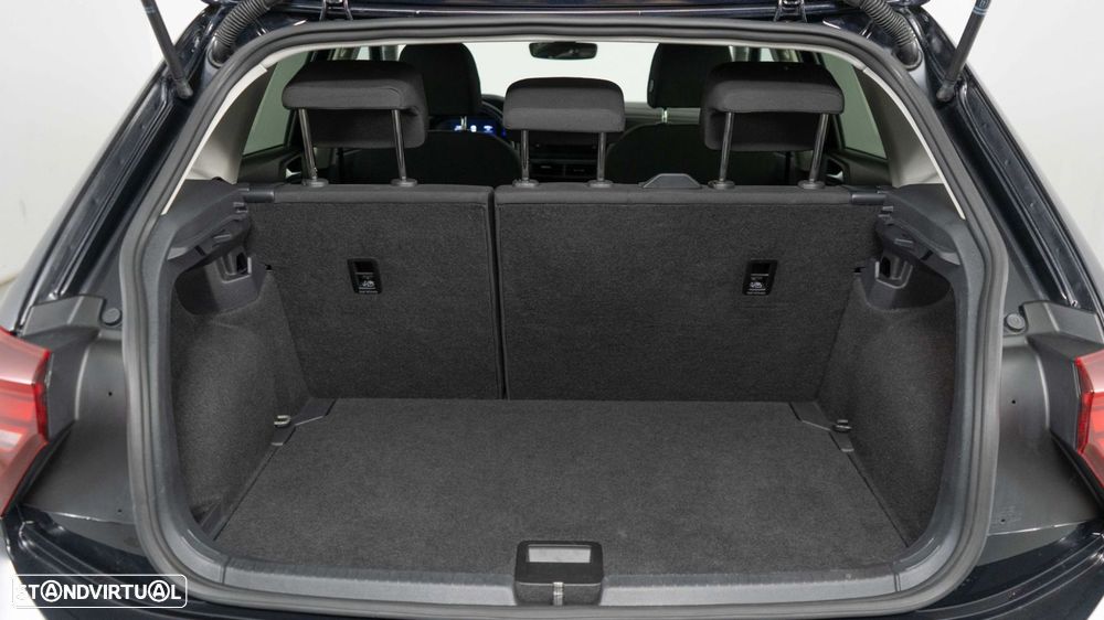 VW Polo 1.0 TSI Urban DSG - 15