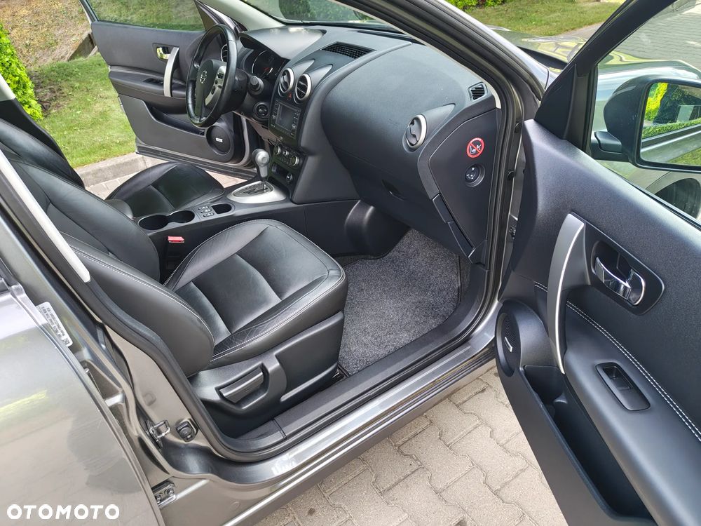 Nissan Qashqai 2.0 CVT lounge - 17
