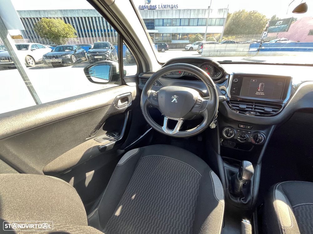 Peugeot 208 1.2 PureTech Active - 42