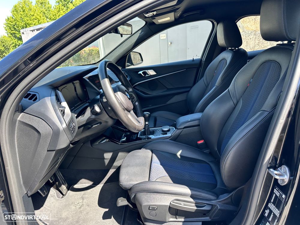 BMW 116 d Pack Desportivo M - 22
