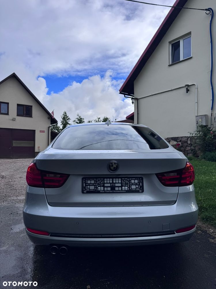 BMW 3GT 328i Luxury Line - 8