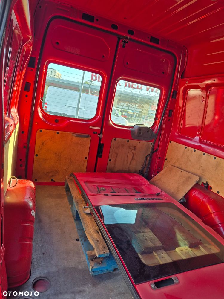 Ford Transit - 27