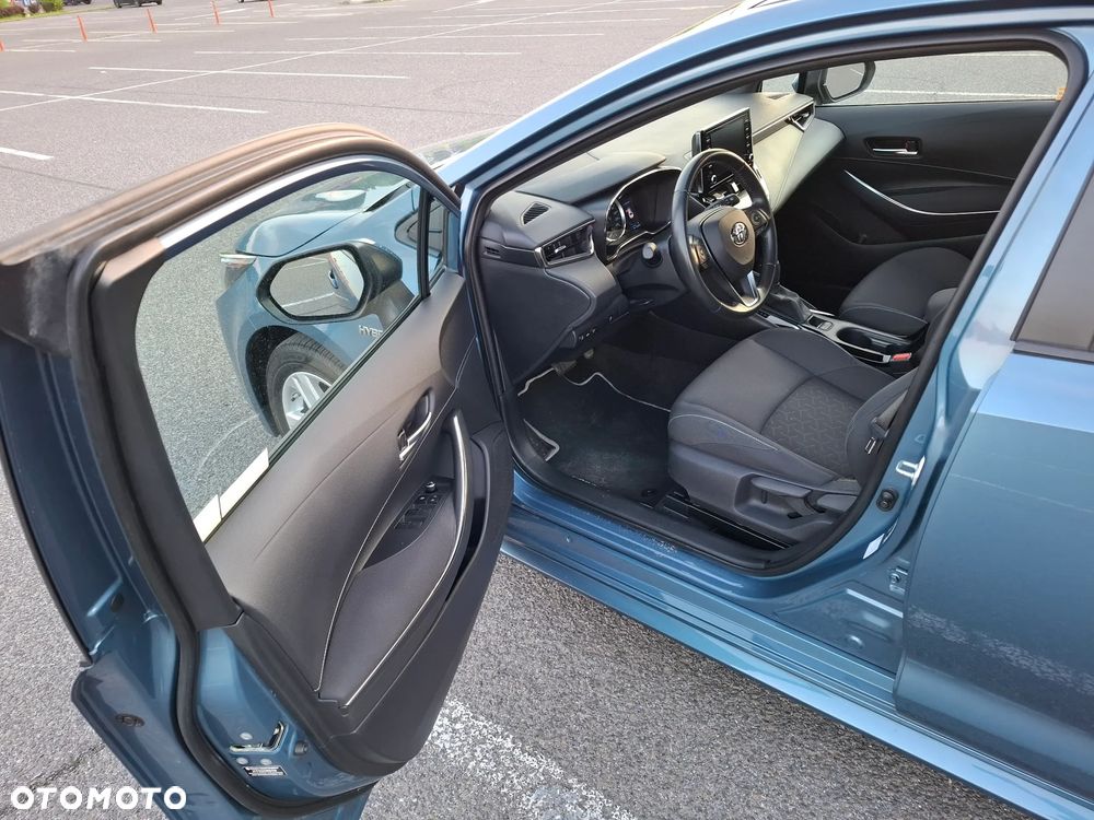 Toyota Corolla 1.8 Hybrid Comfort - 10