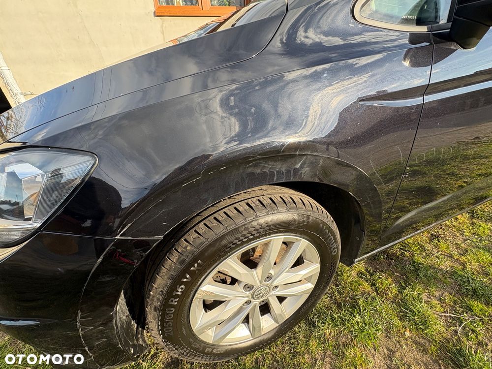 Volkswagen Touran 1.6 TDI SCR (BlueMotion Technology) DSG Comfortline - 12