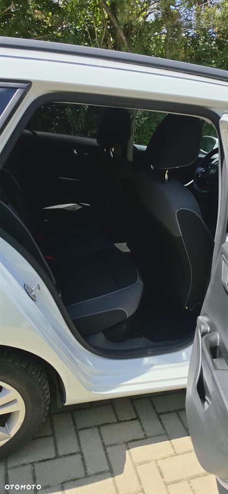 Skoda Fabia 1.0 TSI Ambition - 11