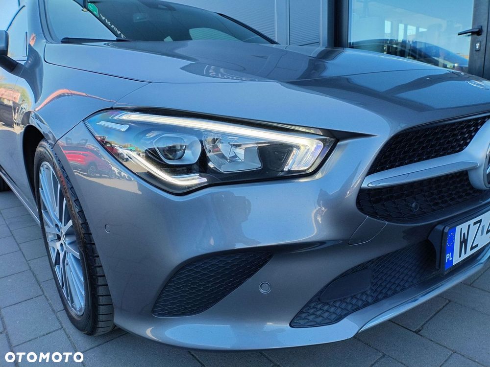 Mercedes-Benz CLA 200 7G-DCT - 21