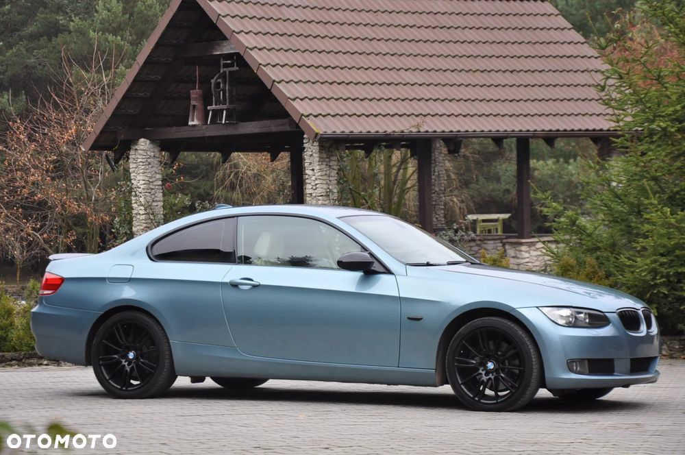 BMW Seria 3 325i xDrive - 12