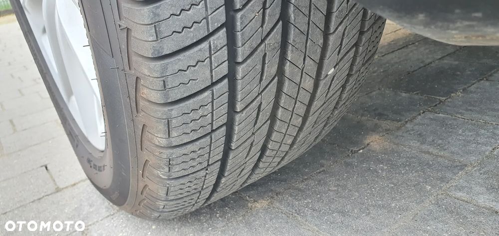 BMW Seria 5 - 25