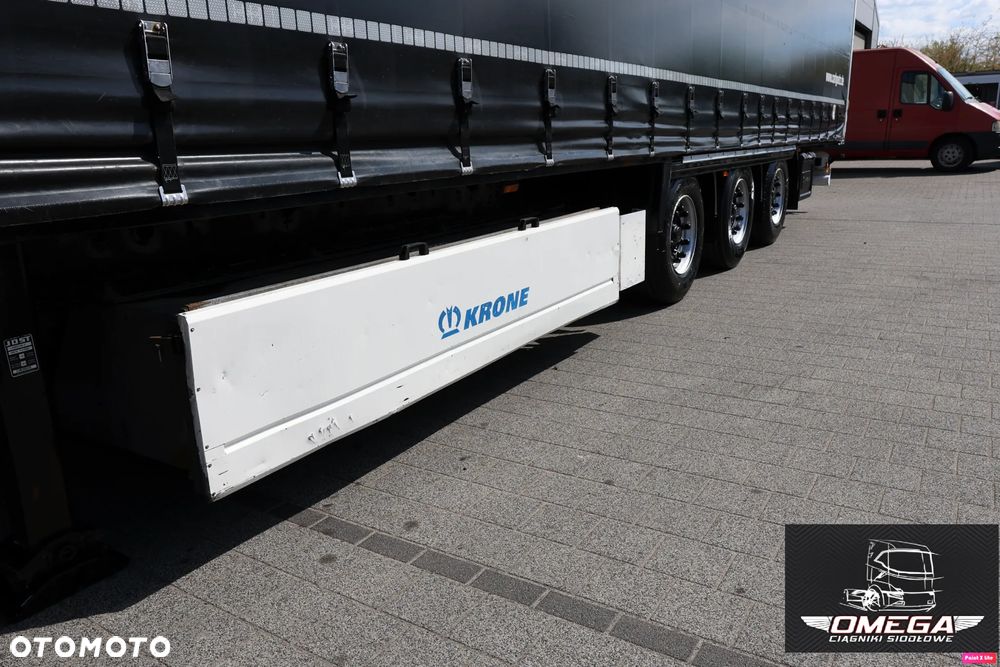 Krone MEGA / Oś podnoszona / Pod dach / - 10