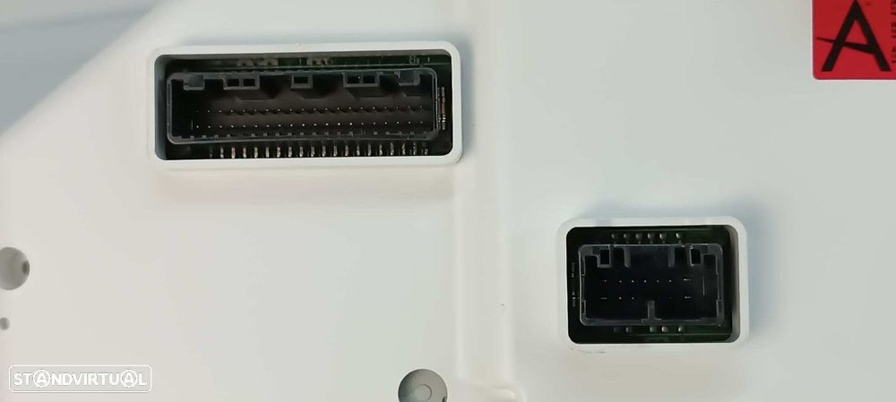 QUADRANTE LEXUS IS 300H - 6