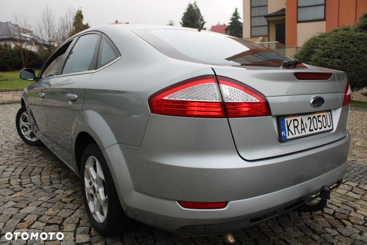 Ford Mondeo 2.0 Ambiente - 3