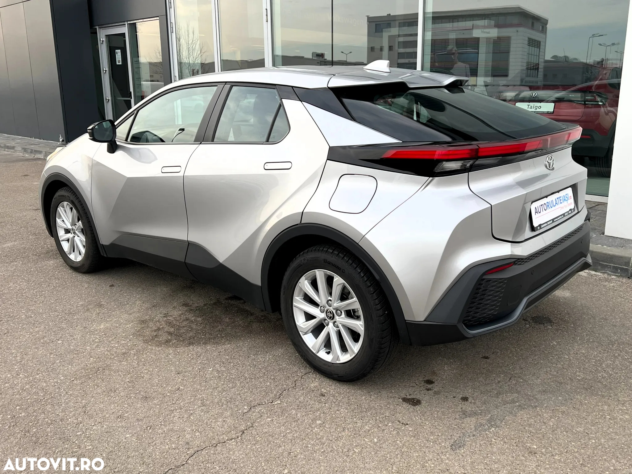 Toyota C-HR - 8