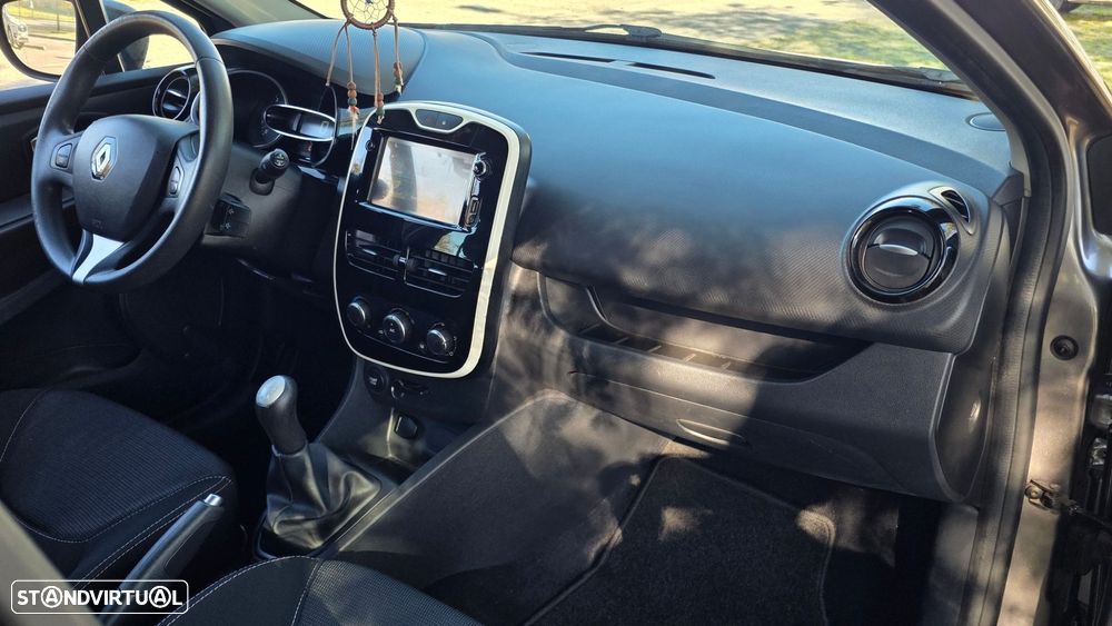 Renault Clio 1.5 dCi Zen - 16