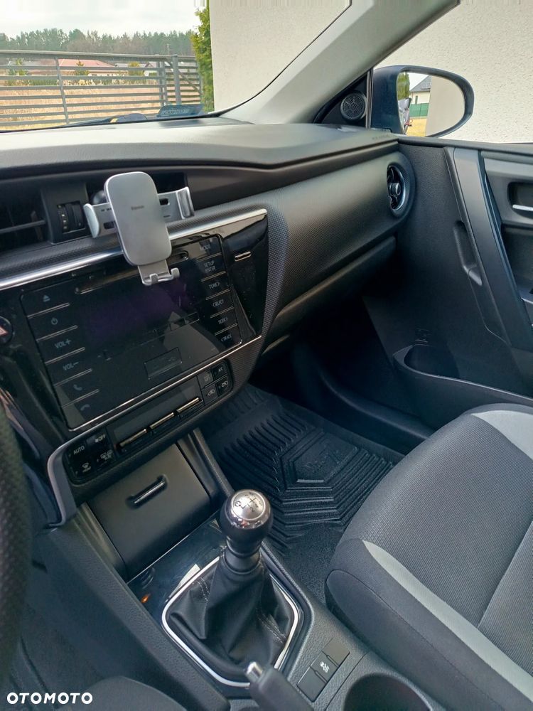 Toyota Auris 1.4 D-4D Luna EU5 - 7