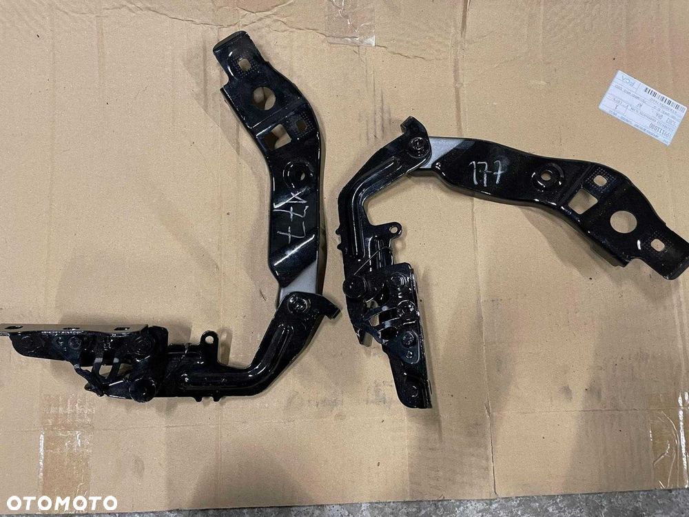 Mercedes W177 zawiasy maski, komplet lewy i prawy - 1