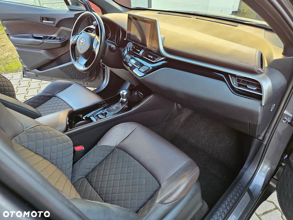 Toyota C-HR Style Selection - 9