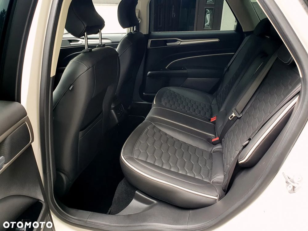 Ford Mondeo Vignale 2.0 TDCi 4WD PowerShift - 19