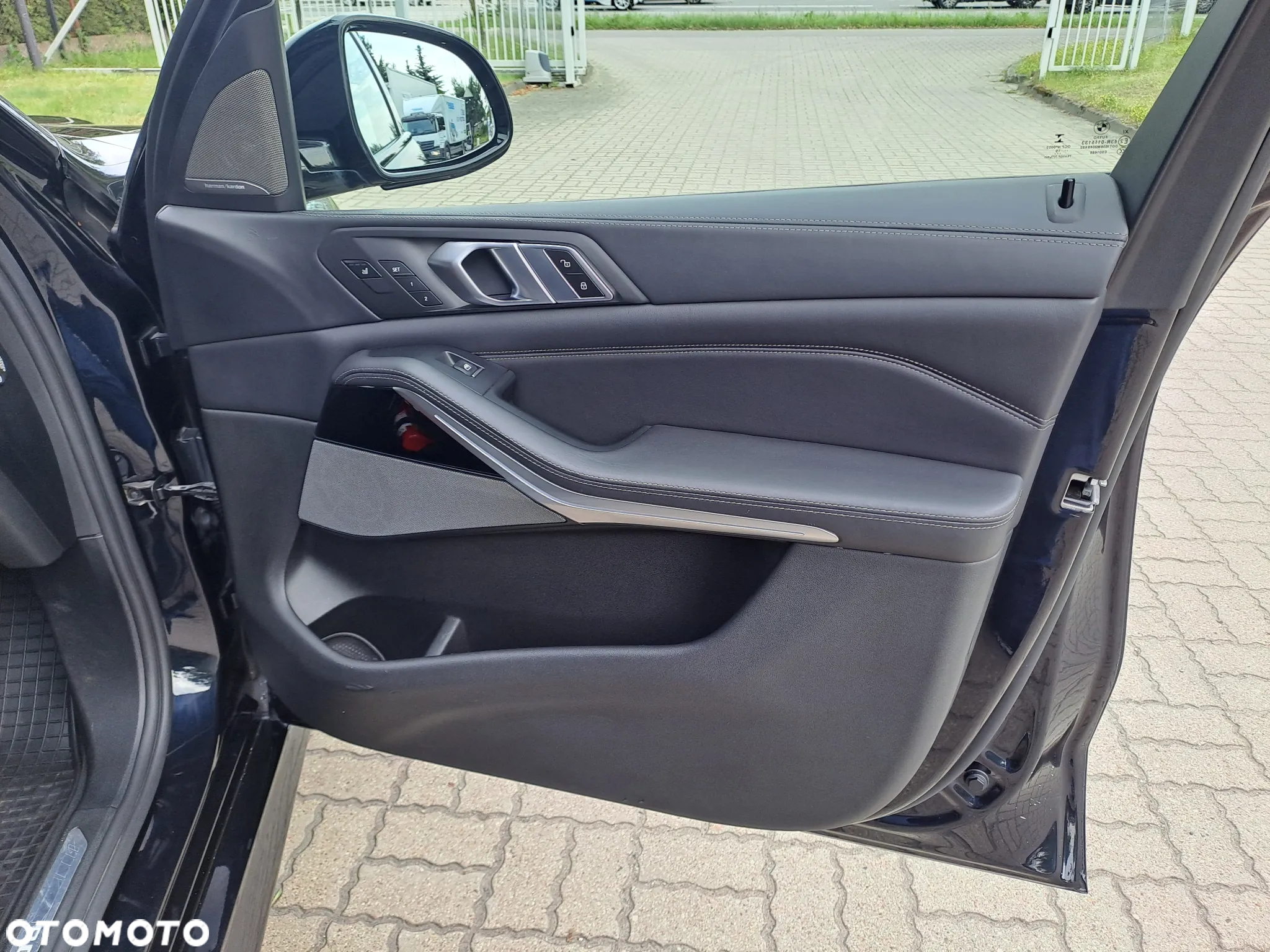 BMW X5 M M50d - 12