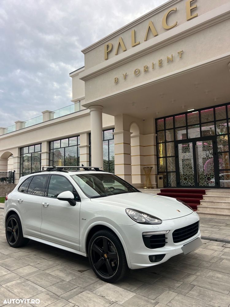 Porsche Cayenne 3.0 L - 3