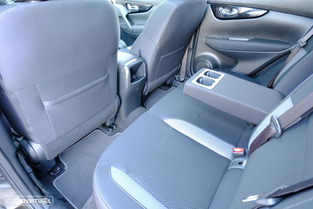 Nissan Qashqai - 12