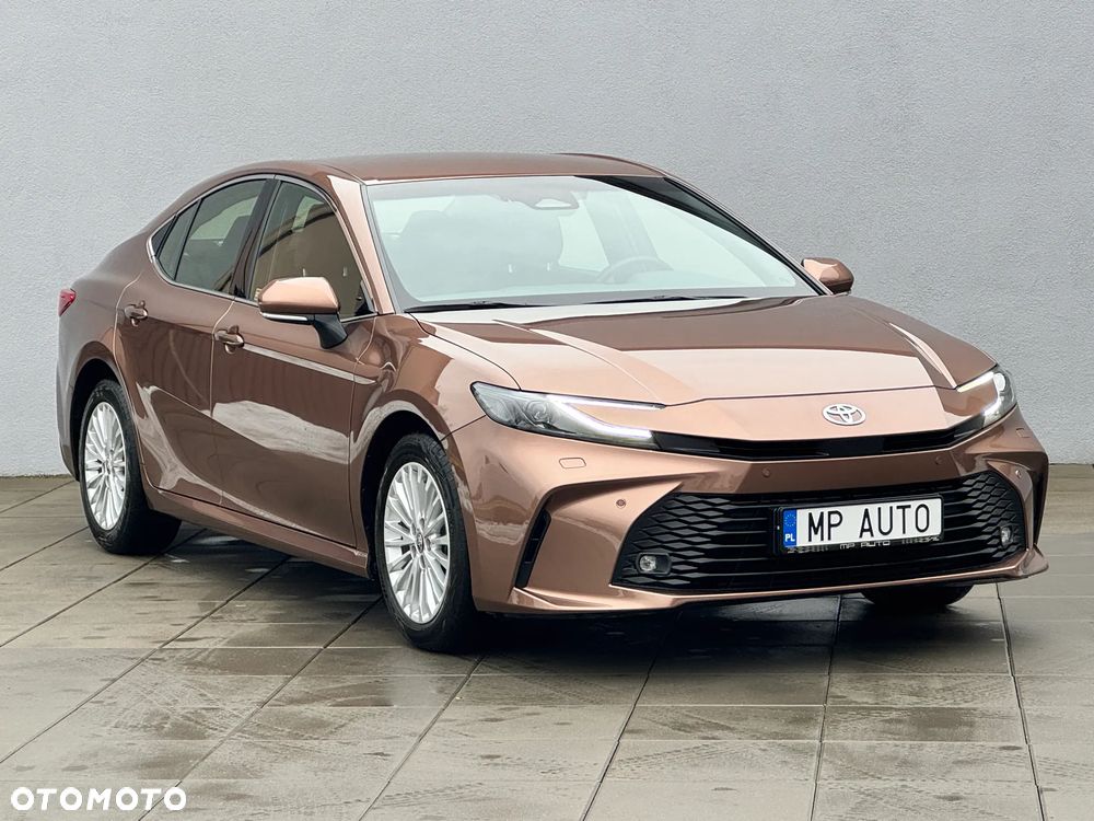 Toyota Camry 2.5 Hybrid Comfort CVT - 3