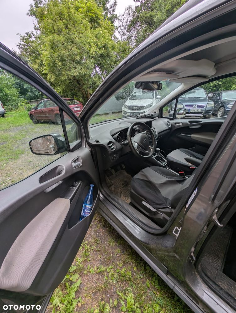 Ford Tourneo Courier 1.5 TDCi Trend - 10