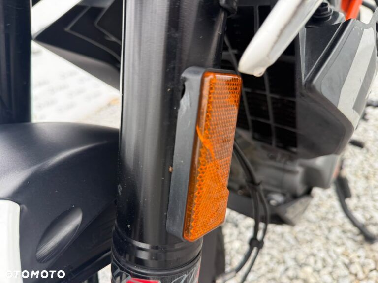 KTM Duke 125 - 13