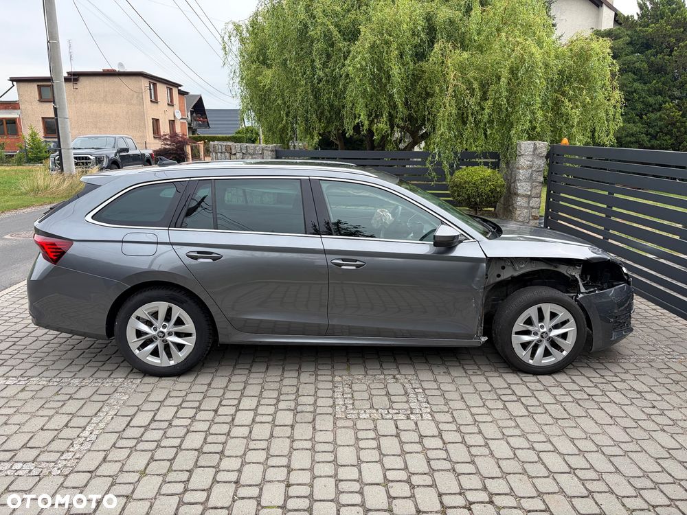 Skoda Octavia 2.0 TDI Drive Selection DSG - 12