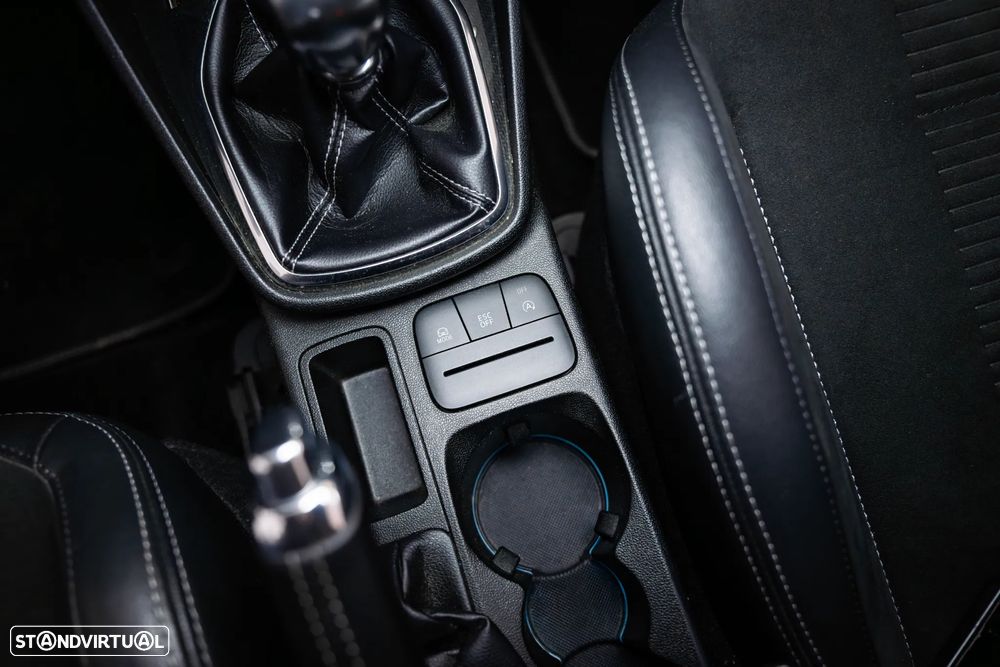 Ford Fiesta 1.5 EcoBoost S&S ST X - 17