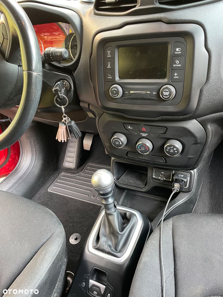 Jeep Renegade - 13