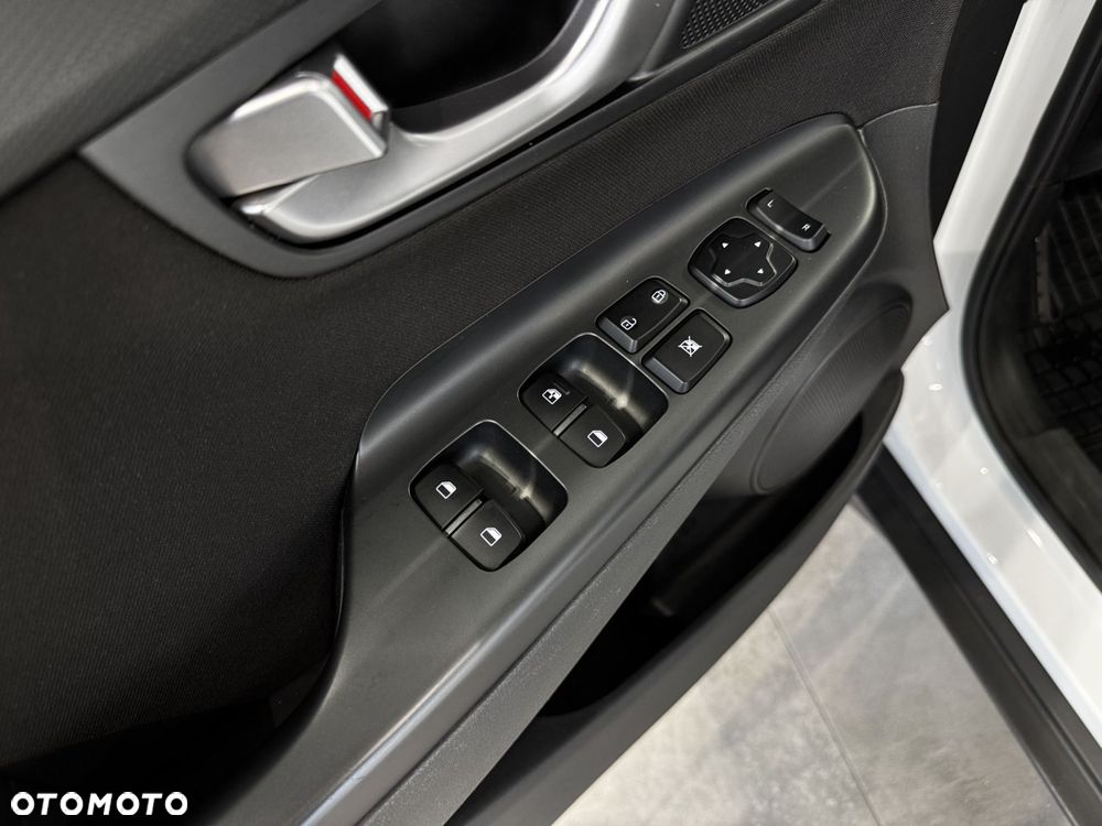 Hyundai Kona - 14