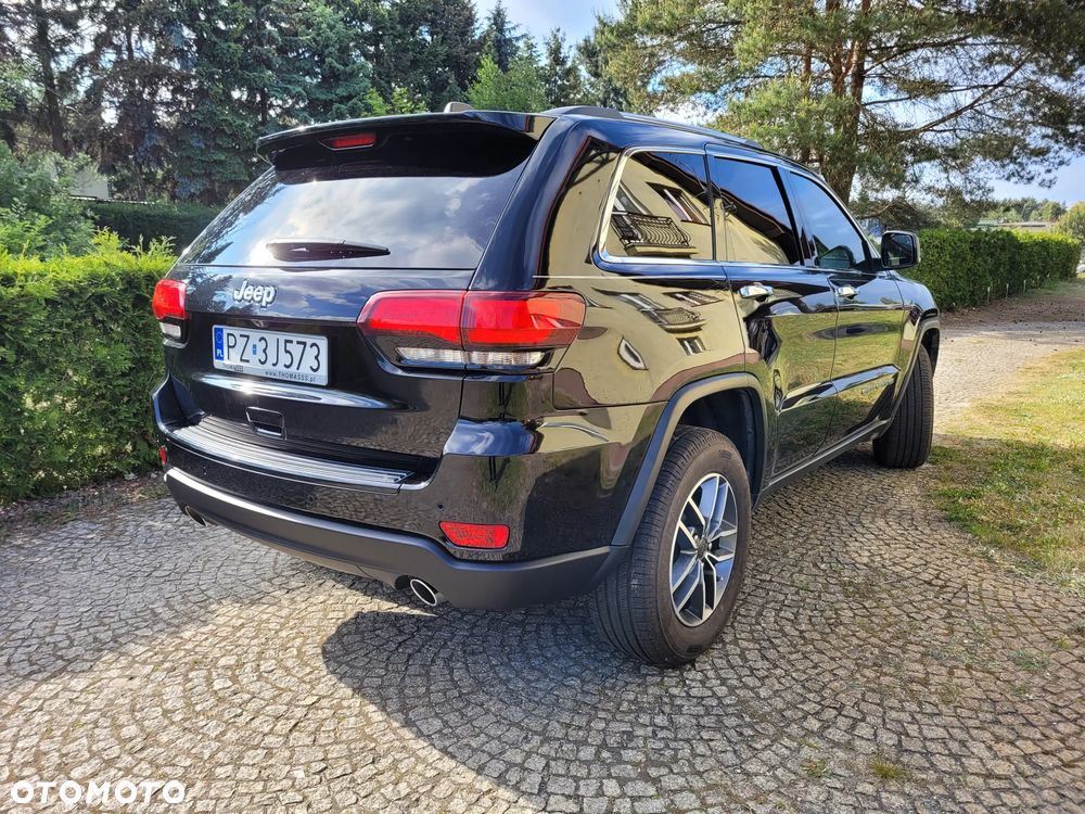 Jeep Grand Cherokee - 10