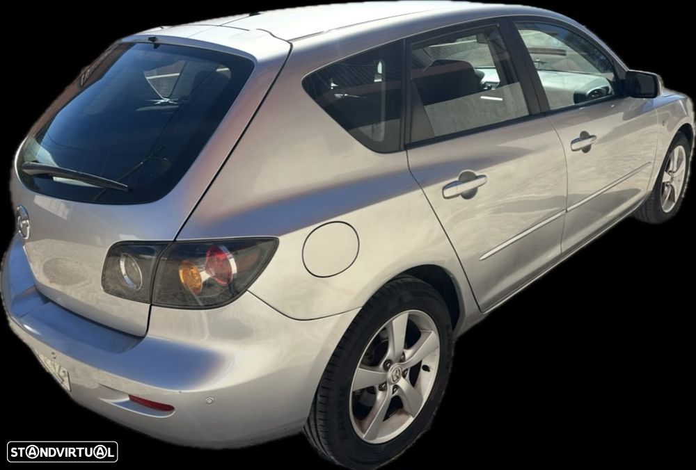 Mazda 3 Hatchback — photo 5
