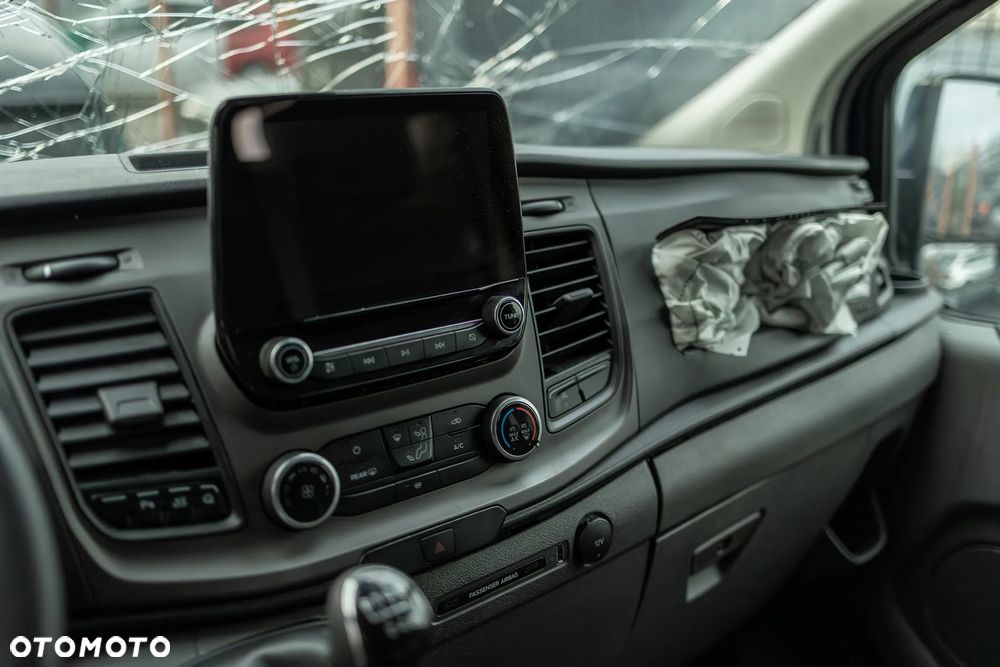 Ford Transit Custom - 12