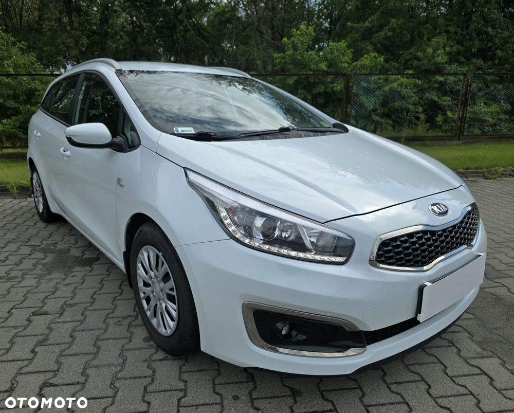 Kia Ceed 1.4 L - 15