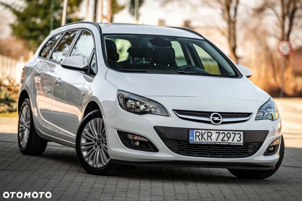 Opel Astra 1.4 Turbo Automatik Cosmo - 2