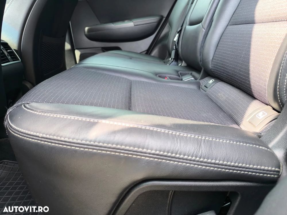 Kia Sportage 1.6 GDI 6MT 4x2 Style - 28